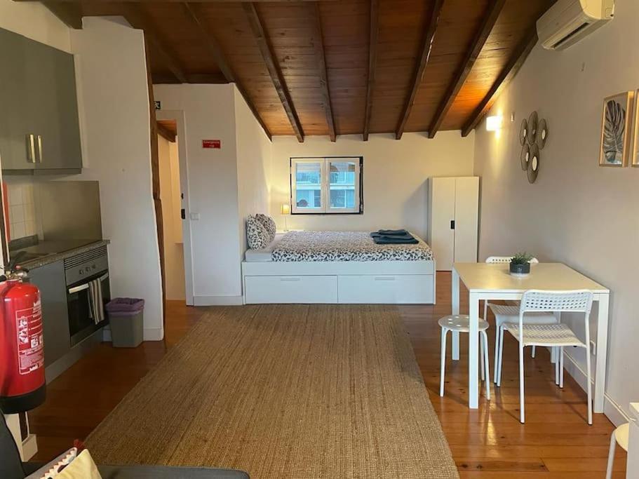 Charming Meio A Lapa Iii Amazing Terrace View Apartment