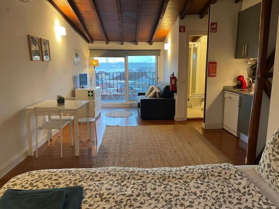 Charming Meio A Lapa Iii Amazing Terrace View Apartment *